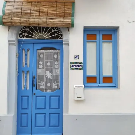 Arzella *