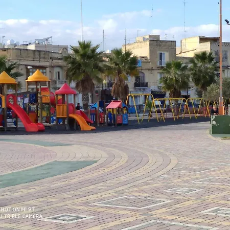 펜션 Arzella Birżebbuġa