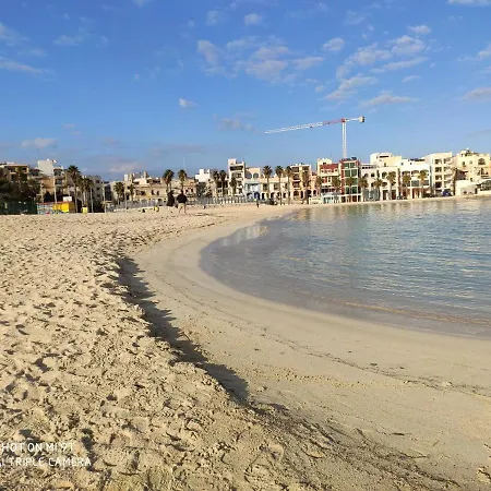 펜션 Arzella Birżebbuġa